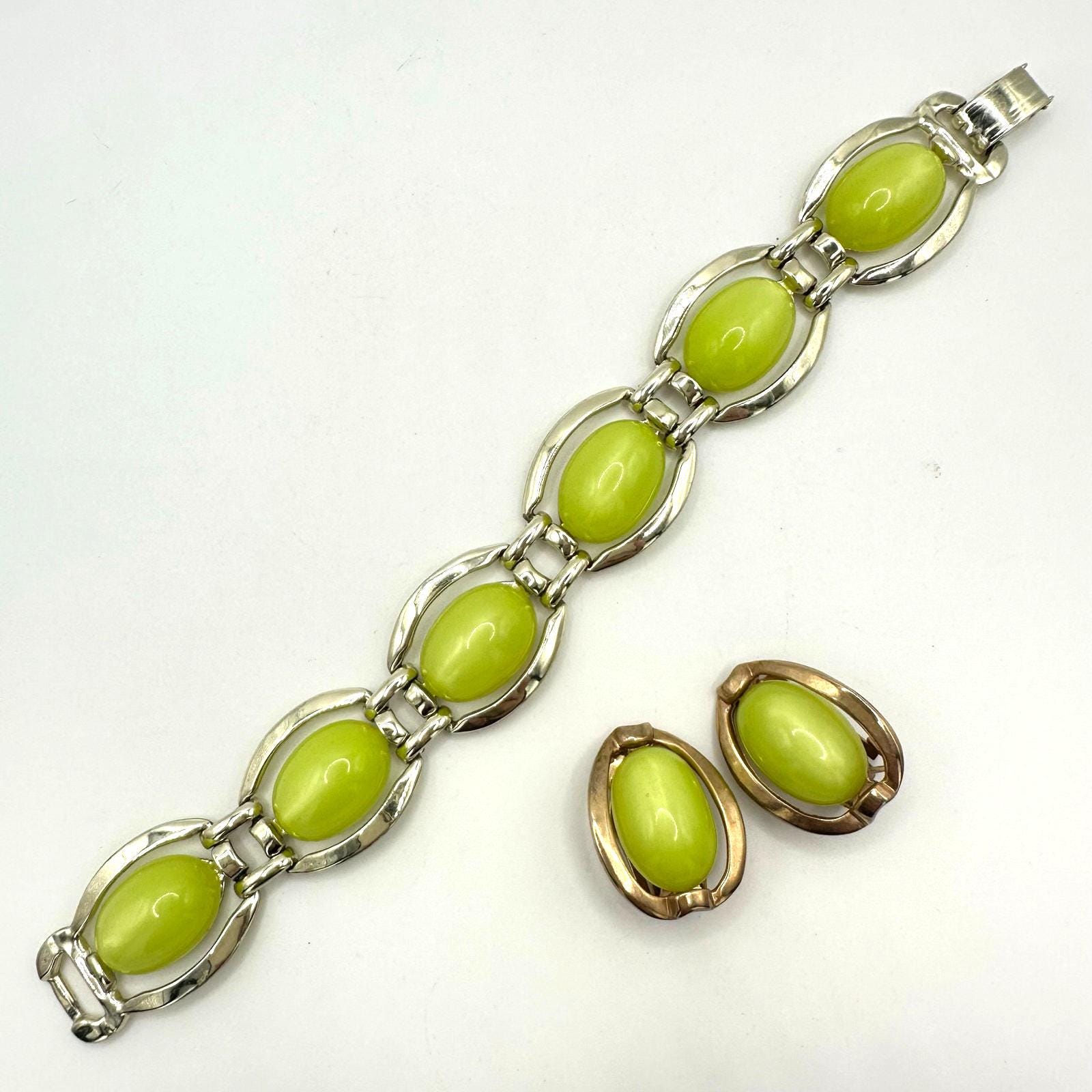 1940s Plastic Jewelry - Etsy