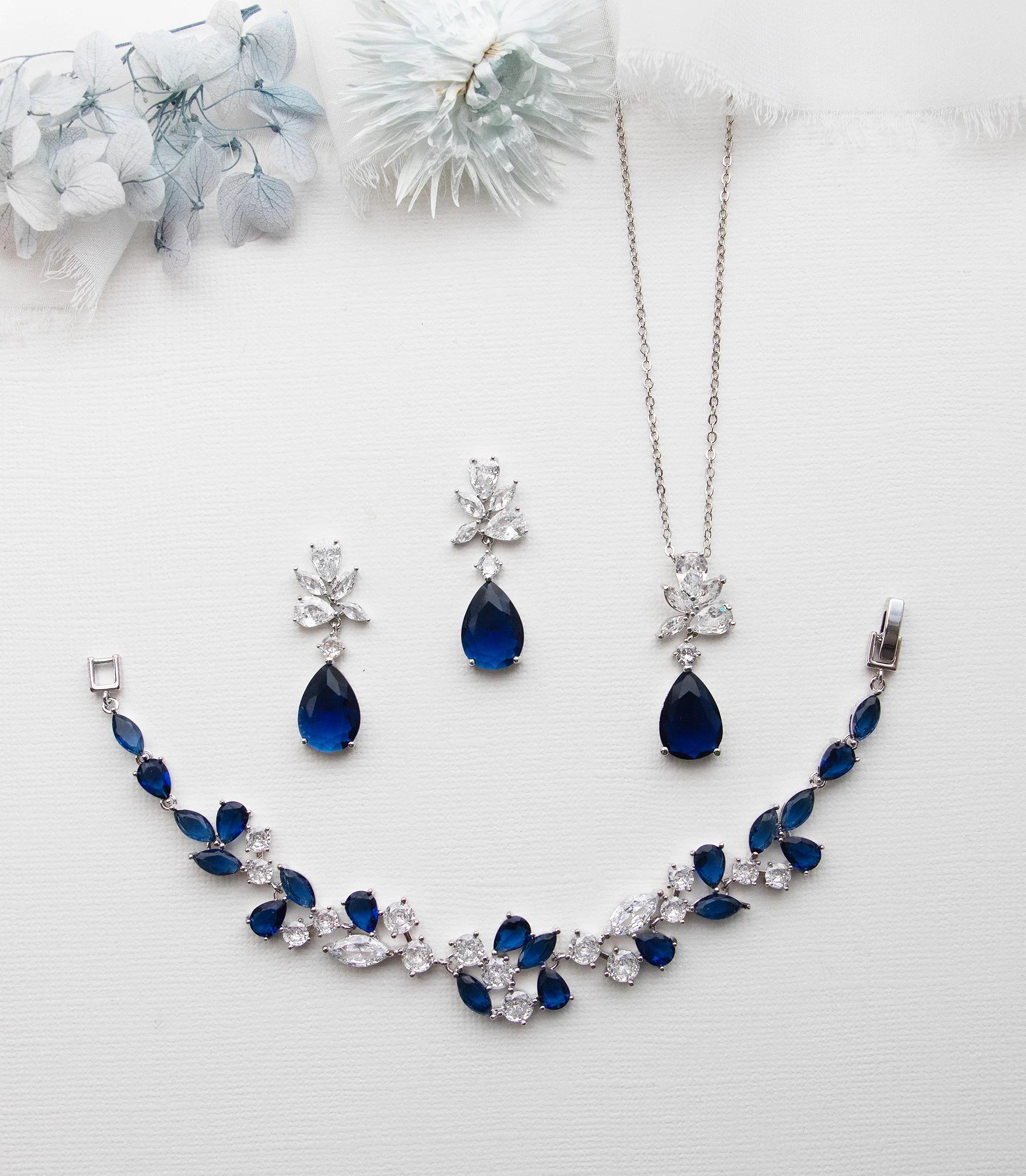 green emerald velvet dress Amazon.com: BriLove Wedding Bridal Jewelry Set for Women Multi Teardrop  Cluster Crystal Statement Necklace Dangle Earrings for Party Accessories Navy  Blue Sapphire Color Silver-Tone.: Clothing, Shoes & Jewelry