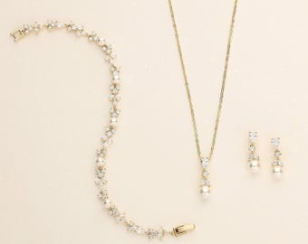 Gold Perlen Schmuck-Set, Perlen-Hochzeits-Schmuck, Goldhochzeitsschmuck, Brautjungfer Schmuck, Brautschmuck-Set, Kathy Goldschmuck-Set