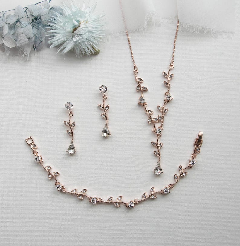 Bruiloft sieraden set, kristallen bruids parel sieraden set, roségouden sieraden set, Carla Vine parel sieraden set 40 afbeelding 9