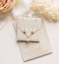 Bridesmaid Jewelry Set Pearl Gold, Stud Earrings for Bridesmaids, Bridesmaid Jewelry Gift, Bridesmaid Gifts, Jennifer on Custom Pouch
