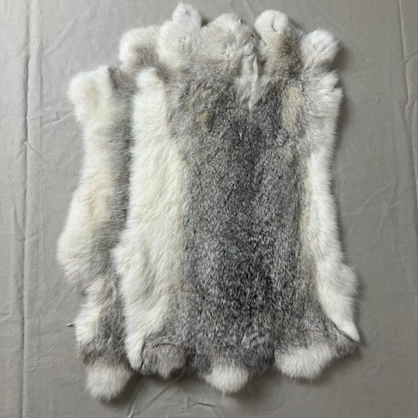 Rabbit Furs/Silver Snow color/Craft Grade