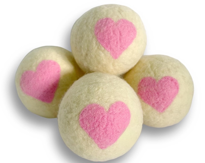 Mother's Day Gift – Pink Heart Wool Dryer Balls Set of 4, Handmade Rose Batch, Eco-Friendly Felted Laundry Balls for Mom, Reusable for Dryer