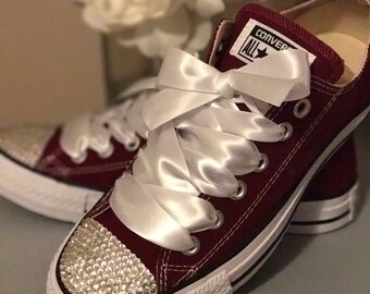 womens maroon converse