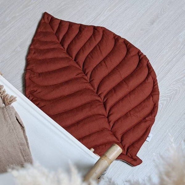 Leaf play mat from natural linen TERRACOTTA colour