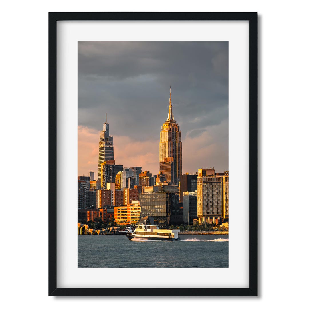 Hudson River and Midtown Manhattan at Sunset - New York City ...