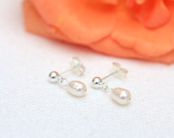 Pearl earrings, bridesmaid earrings, freshwater pearl earrings, bridal earrings, sterling silver earrings, bridal jewellery, pearl studs