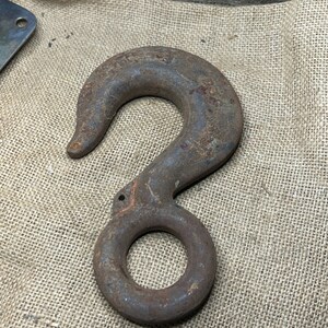 thumbnail interactive-video image 1 of 24-Inch Antique Black Wrought Iron Hook Chain – Handmade Rustic Farmhouse Décor 1 of 2