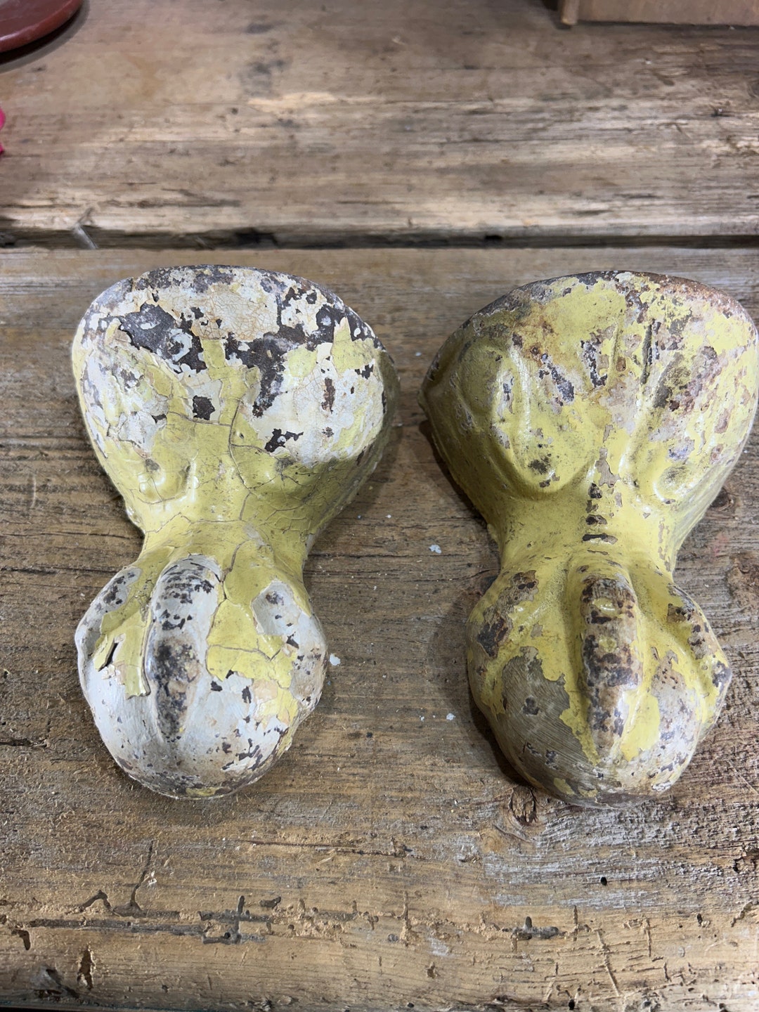 Vintage 2 Metal Clawfoot Tub Legs Etsy