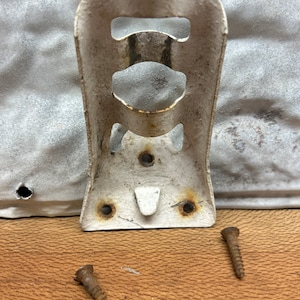 Vintage Metal flag pole hanger holder,