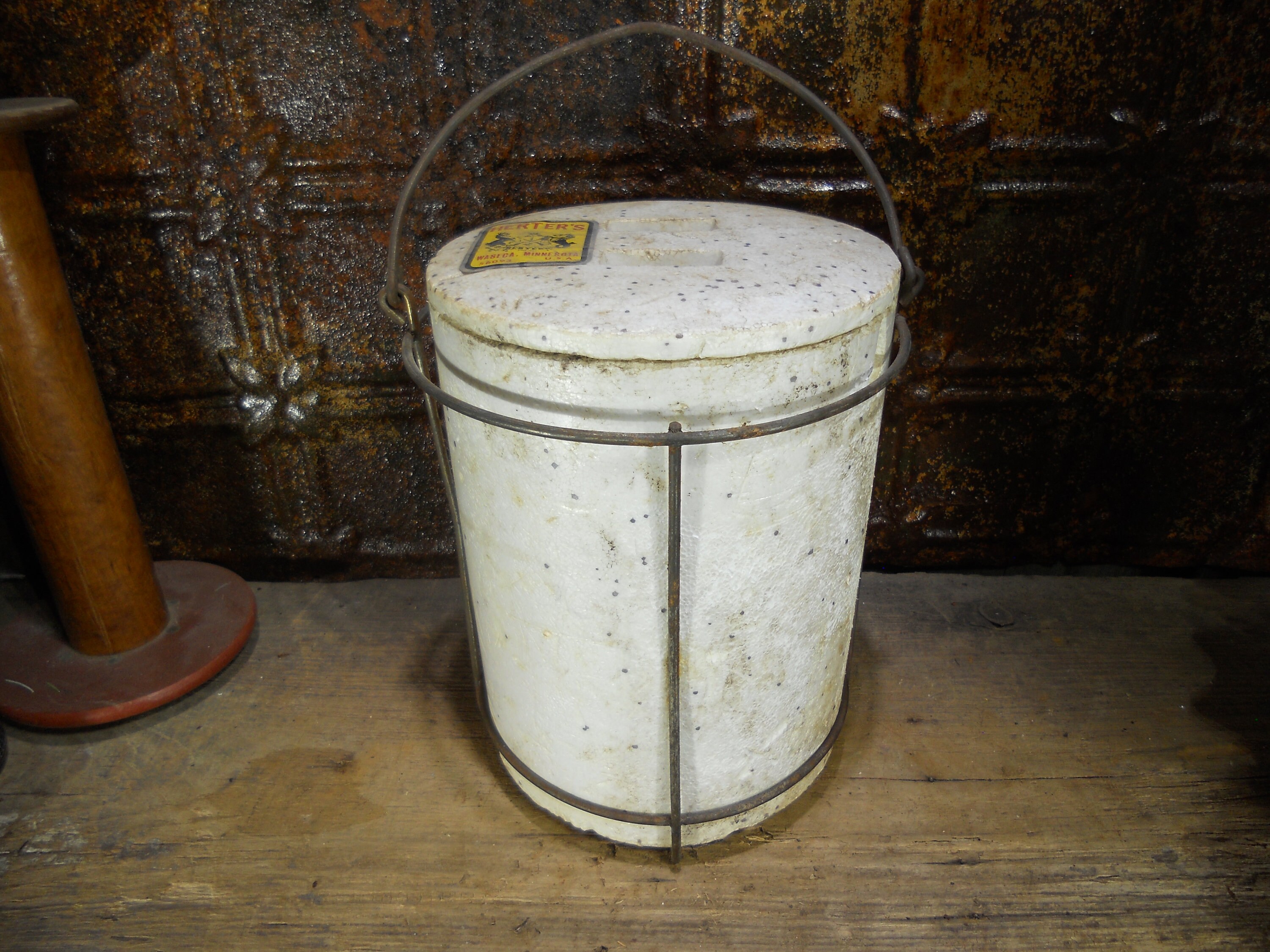 styrofoam minnow bucket