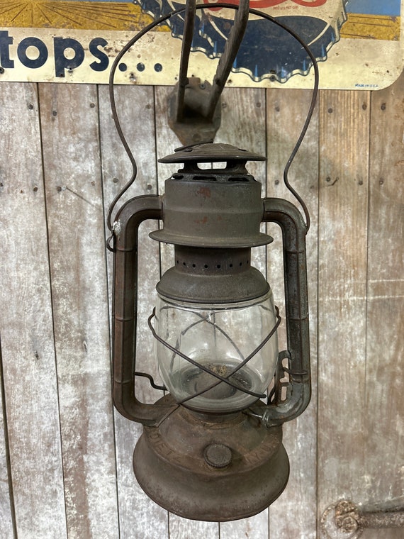 Vintage Kerosene Dietz No2 D-lite Lantern , Farmhouse Light