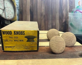 3 Wooden drawer knobs in antique box