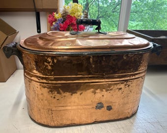 Vintage Copper Boiler,wood box.excellent condition with lid