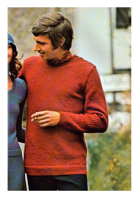 Vintage 70s Sweater With Shoulder 