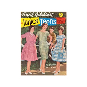 以下が含まれることがあります： 4/-の価格で販売されている「Junior Teens」というタイトルのヴィンテージ雑誌の表紙。表紙には、ドレスを着た4人の人物が写っており、緑色の葉っぱ模様の背景が描かれている。