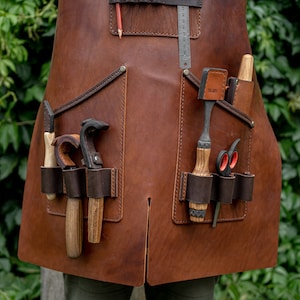 Handmade Leather Apron for carftsman. image 9