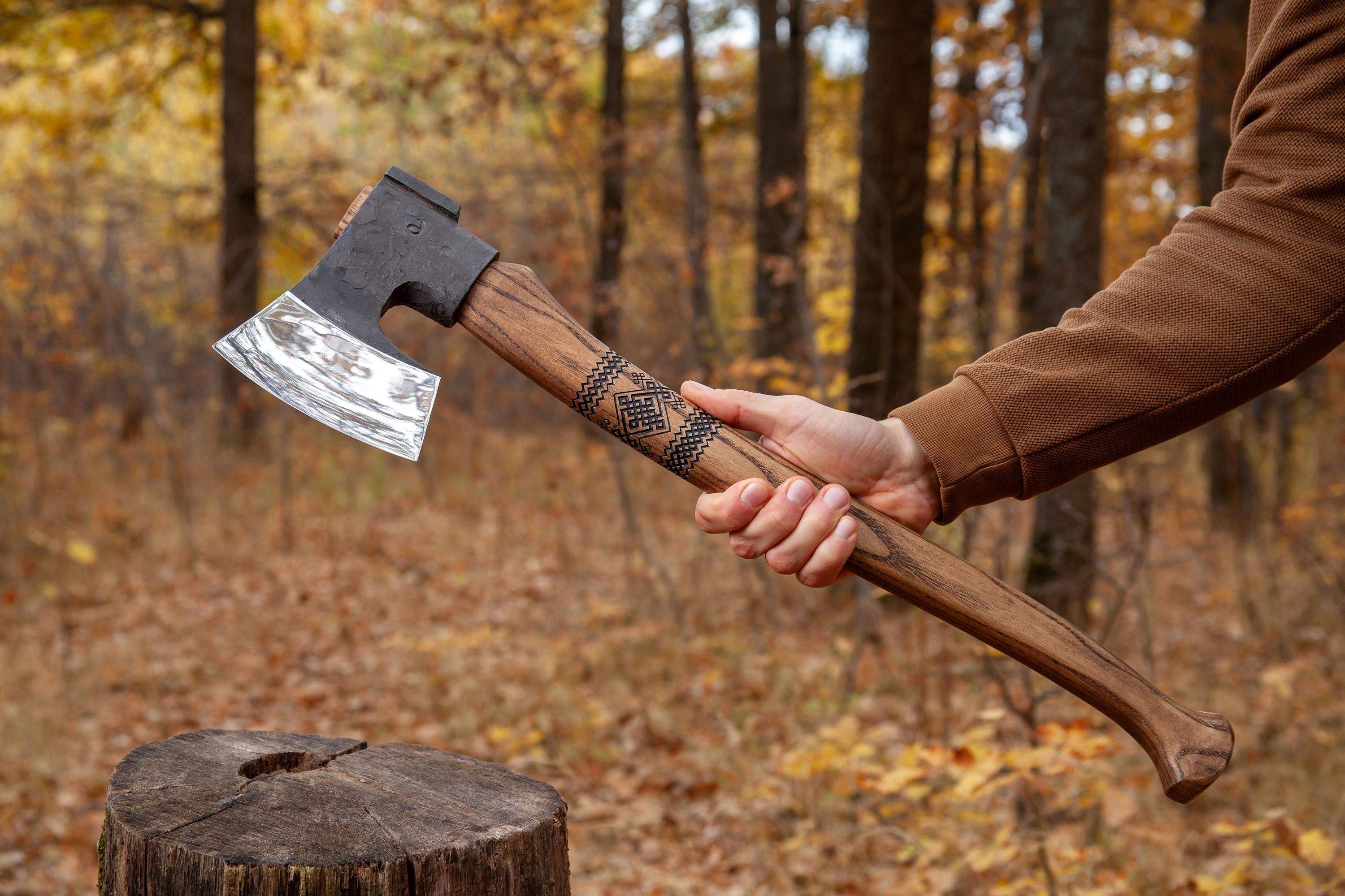 アシモクラフト　フィン Hand Forged Finnish Axe – Ukrainian Carvings, Ash Wood Handle - Etsy