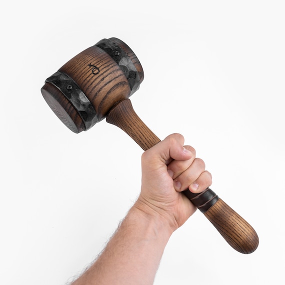 Big clearance mallet hammer