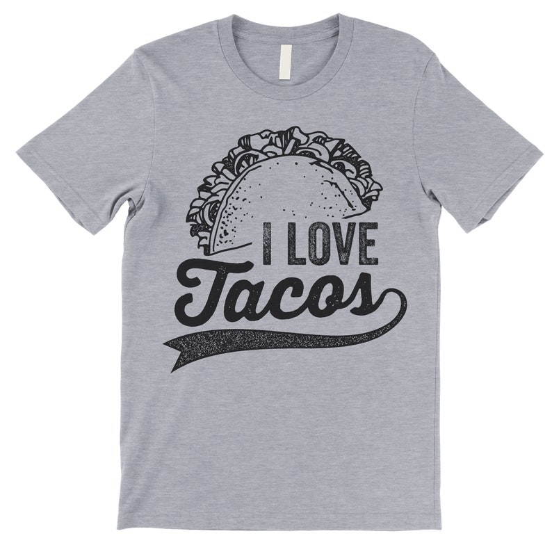 Może przedstawiać: Szary t-shirt z nadrukiem czarno-białego rysunku taco i napisem "I love Tacos".