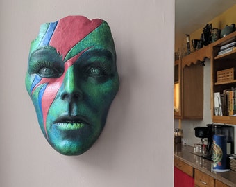 David Bowie Art Sculpture, Celebrity Wall Art, Ziggy Stardust, Art Object, Wall Hangings, Stone face sculpture, Plaster Face Sculpture,