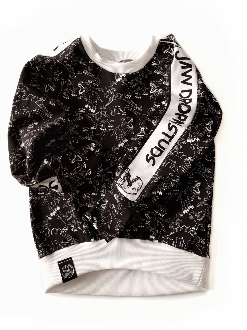 JDS MONOCHROME Dino High-low Crewneck Sweater