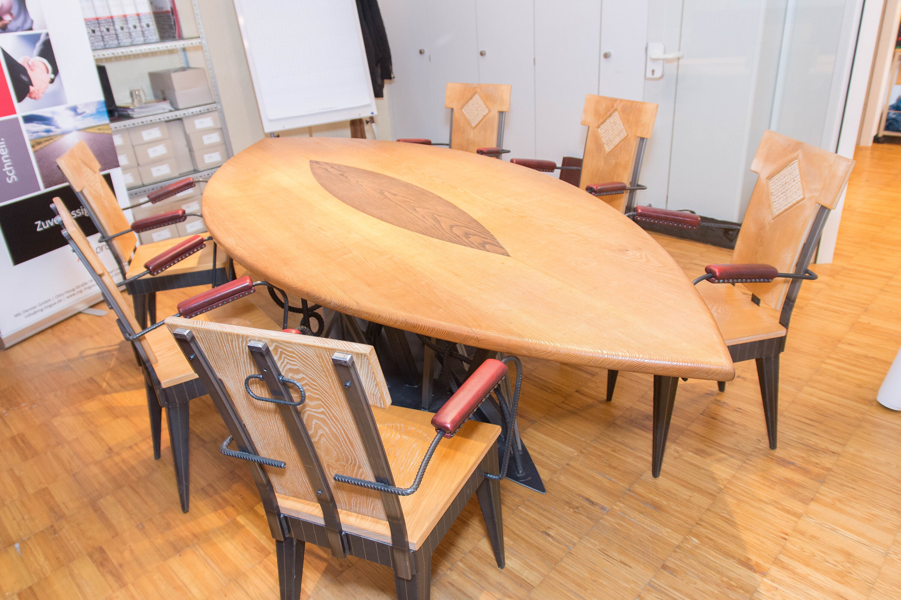 Wooden table oak with steel-with 6 chairs