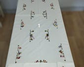 Nappe De Table Blanche Brodée Main - Motif Anthurium Saumon - 143x221 Cm - Madagascar