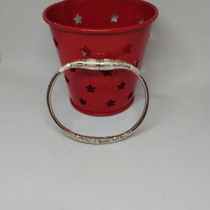 Vangovango gasy Woman bangle bracelet in solid silver from Madagascar. Ref5 aloalo