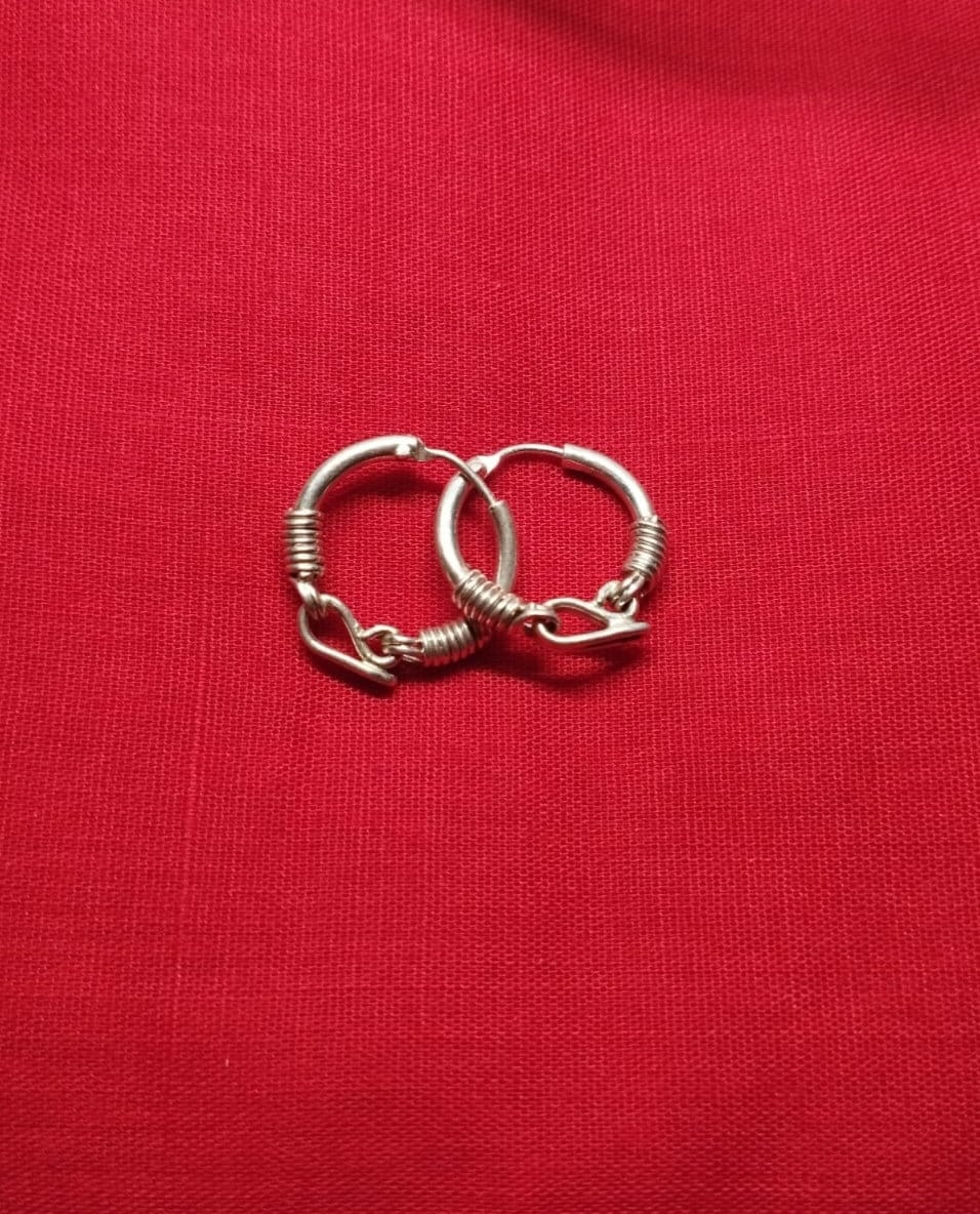 Boucles d'oreilles vangovango/aloalo gasy en argent de Madagascar. Créoles ou pendantes au choix. Boucles puces au choix - Canada