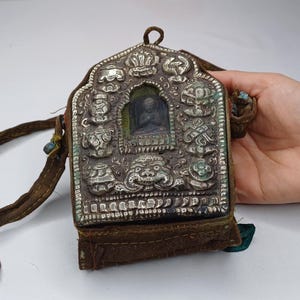 Antique AMITABHA BUDH Tibetan Ghau Shrine,Pocket Tibetan Buddhist Altar,VintagePortable Travel Tibetan Repousse,CopperSilver Ghau Prayer Box