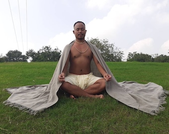 Handgewebte sehr große Meditation Schal aus reiner Himalaja Schafwolle