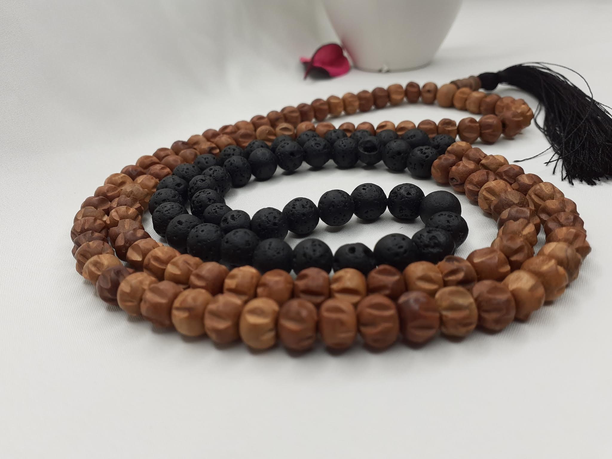 12mm Rare Buddhist Prayer Mala Sandalwood Beads Bracelet 