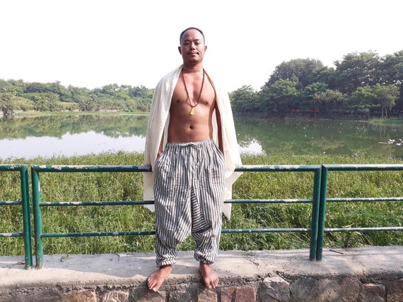 Buy YOGI Mens Cotton Yoga Pants Natural Plant Dyed Pockets Yogi Breathable  Gym Straight Trousers Flexible Drawstring,khadi Loose Harem Cloth Online in  India 