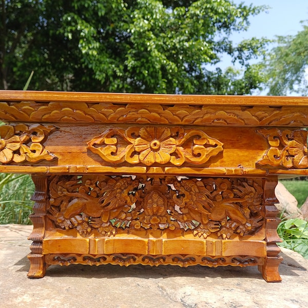 Small Handcarved Snow Lion Foldable Wooden Tibetan Buddhist Altar,Buddhist Prayer Table,Tibetan Meditation Altar,Traditional Tibetan Table