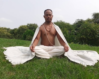 Himalaya Schafwolle Gebetsdecke | Handgewebter Meditationsschal | Spirituelles Zen Wrap | Yoga Achtsamkeit Geschenk