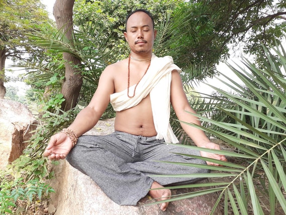 Yugi - Pantalones de yoga para hombre de algodón, con bolsillos teñidos de  plantas naturales, transpirables, para gimnasio, pantalones rectos, con