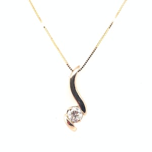 14K Yellow Gold Diamond Pendant Necklace 15&quot; Box Chain