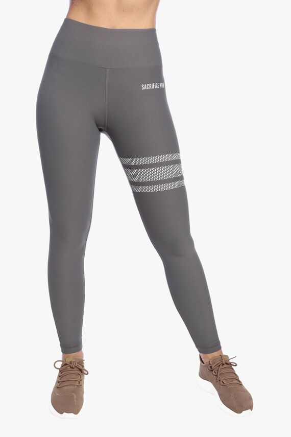 Boundless Grey Leggings With Pockets 