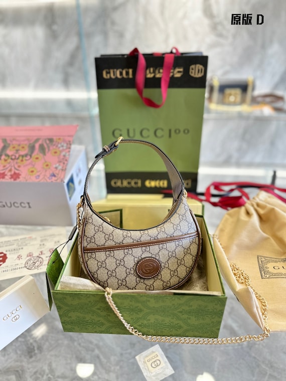 Gucci Leather crossbody bag Gem