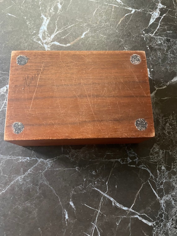 Intarsia crocus wooden box handmade - image 7