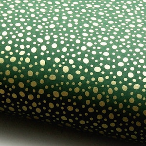 Papier japonais Chiyogami « Points. Or sur vert. »