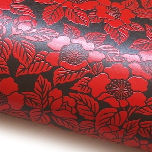 Papier japonais laqué « Camélia. Rouge sur noir. » Yuzen