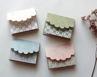 Mini Grußkarten Set "Kleine Blüten" mit Kuvert, 4er, 12er Pack oder 24er Box, Lokta bedruckt, 6,5 x 5,2cm