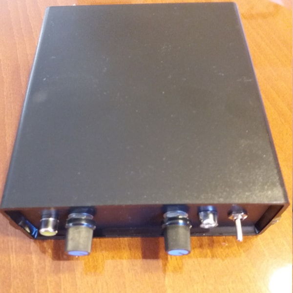 A VFO Controlled 1.5 Watt 650-1725 KHz AM Mosfet Radio Transmitter