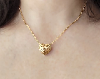 Collar de corazón de oro, collar de corazón grueso, colgante de corazón de oro, collar de corazón vintage, cadena de oro de los años 90, cadena de encanto de corazón de oro