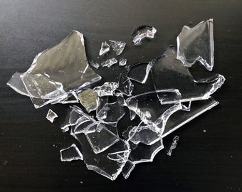 SFX-nep verbrijzeld rubberglas.