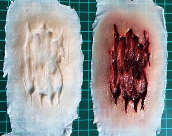 Prosthetic sfx big scratch, created in gelatin. Great for a werewolf attack or similar.