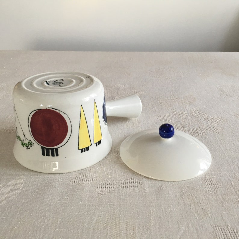 RorstrandSweden PICKNICK- tile by Marianne Westman1950s Picnic casserole with lid # 8