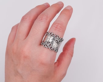 Modernist Signed Hammered Silver Filigree Band Ring (Size 10)
